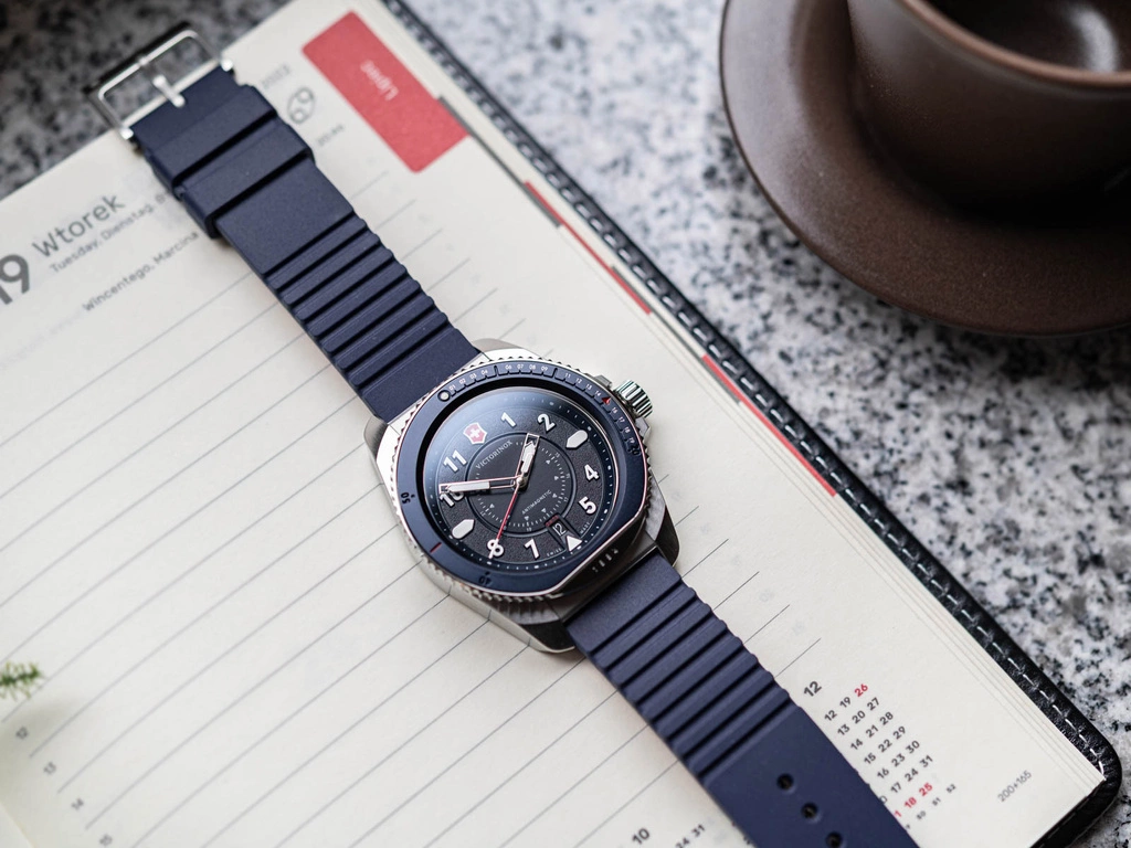 Zegarek męski Victorinox 241975 Journey 1884