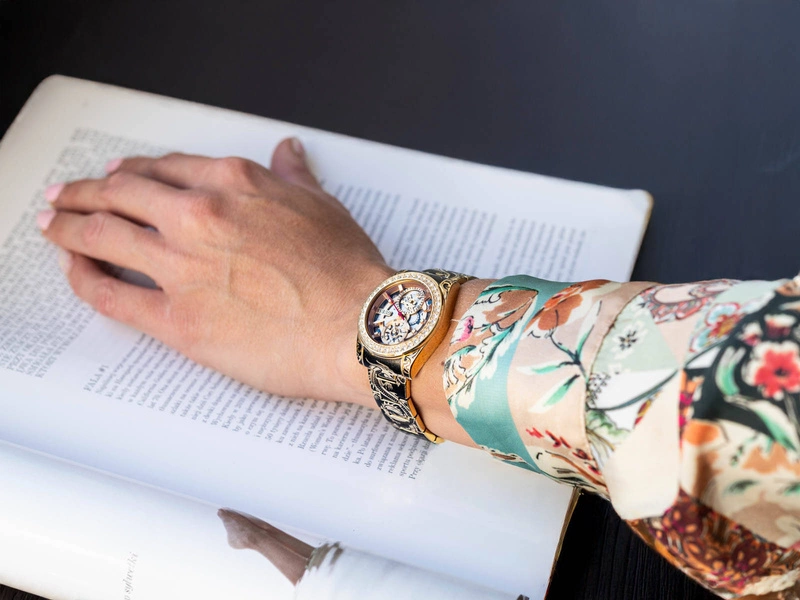 Zegarek damski GUESS GW0647L1 Dragoness