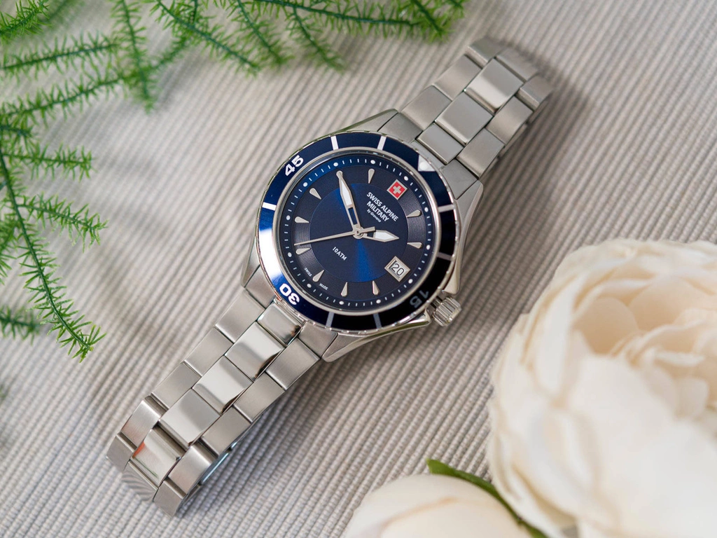 Zegarek damski SWISS ALPINE MILITARY 7740.1135