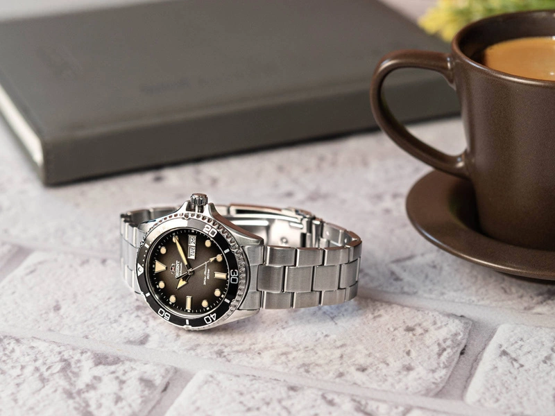 Zegarek męski ORIENT RA-AA0810N19B Mako III Kamasu Automatic