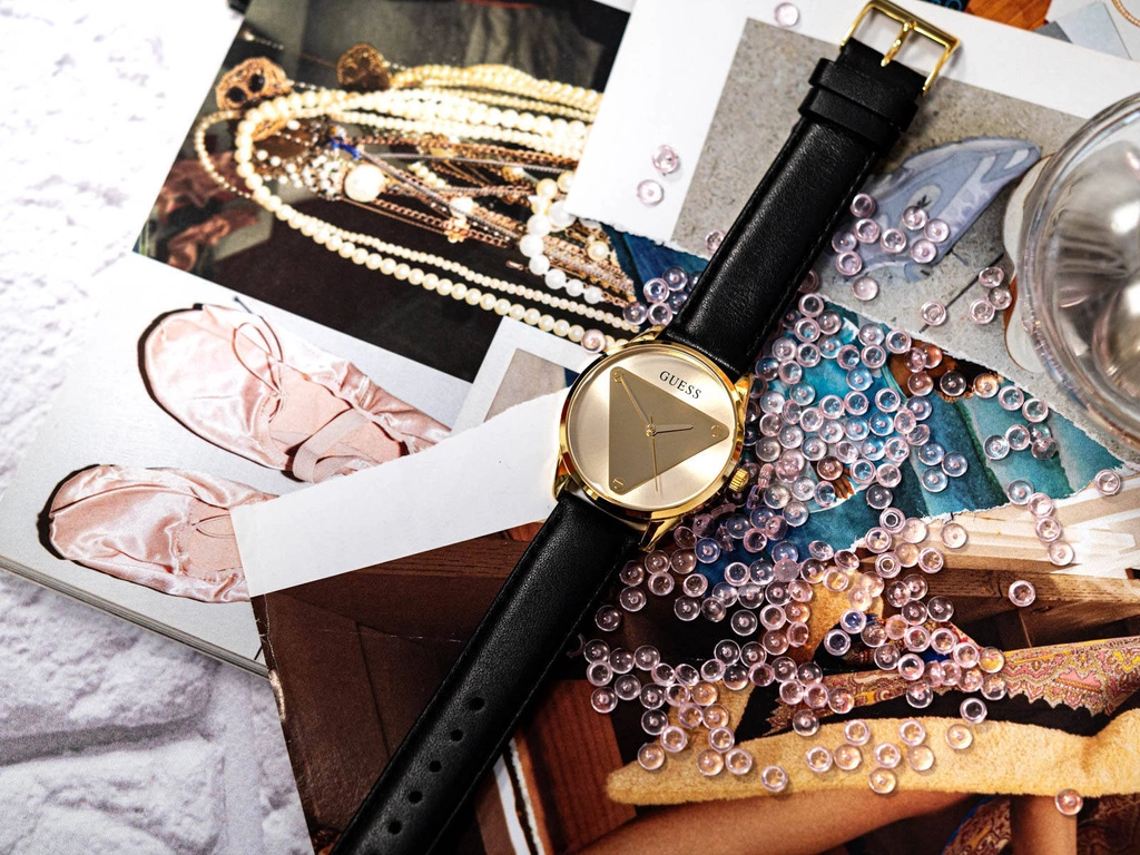 Zegarek damski GUESS GW0399L3 Emblem