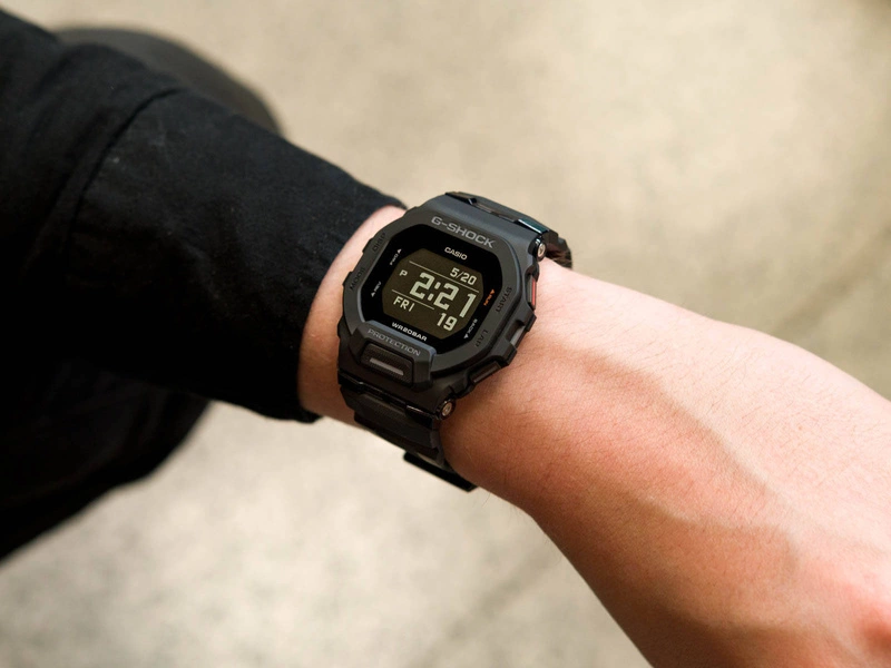 Zegarek męski CASIO G-SHOCK G-SQUAD GBD-200-1ER-OUTLET