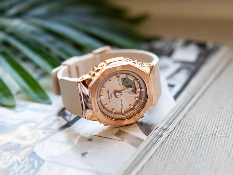 Zegarek damski CASIO G-SHOCK GM-S2110PG-4AER