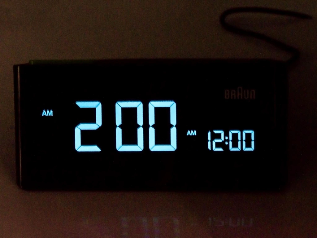 Budzik Braun BC16BEU