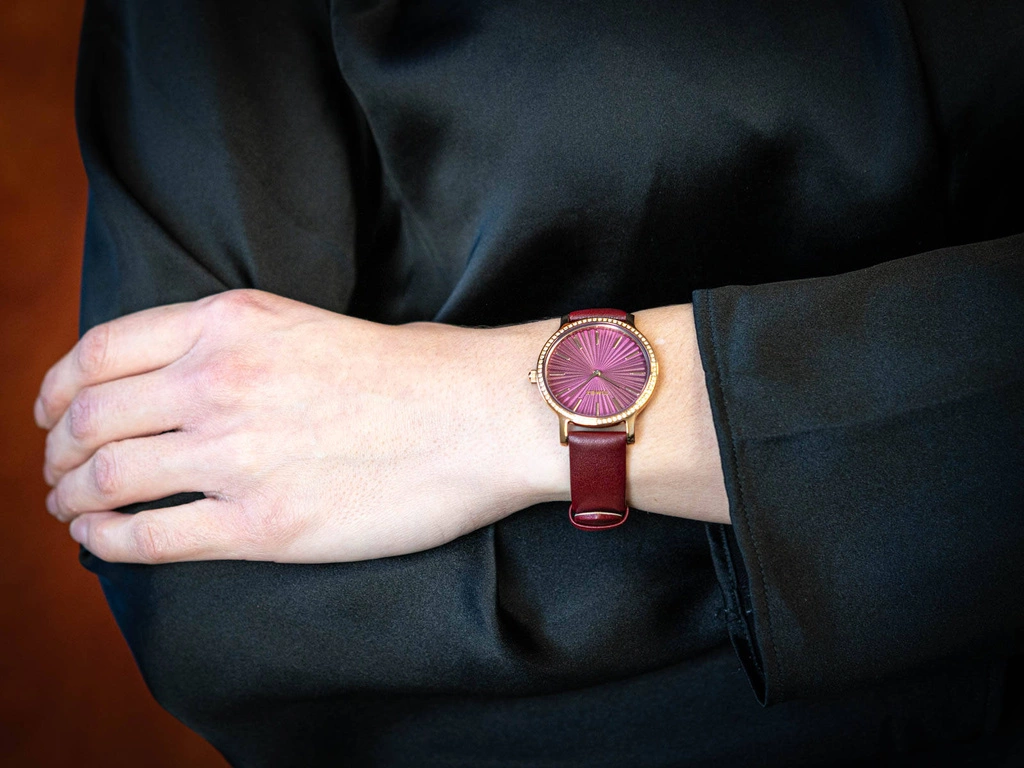 Zegarek damski TIMEX TW2R51100 Metropolitan