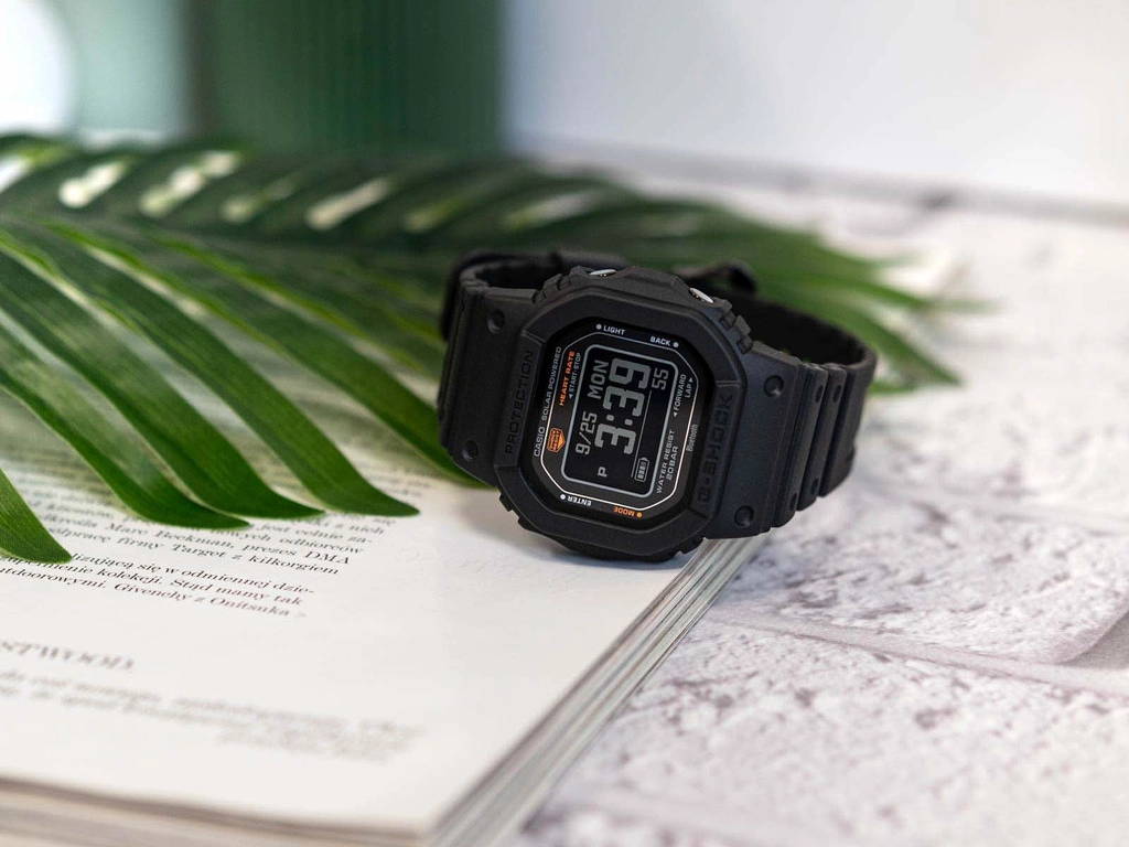 Zegarek męski CASIO G-SHOCK DW-H5600-1ER