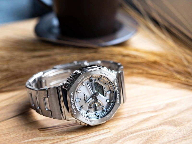 Zegarek męski CASIO G-SHOCK GM-2110D-7AER