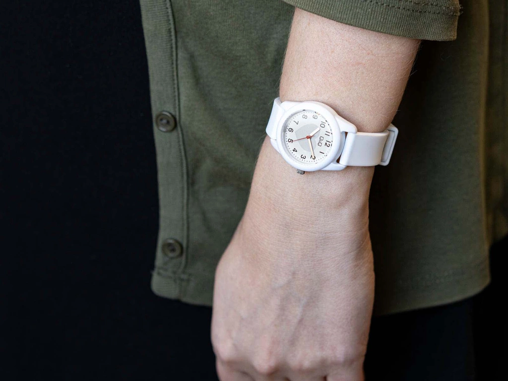 Zegarek damski Q&Q VS65J006Y