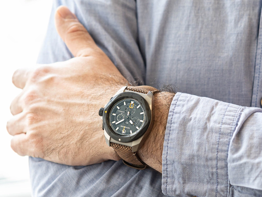 Zegarek męski Victorinox 241988.1 INOX Chrono