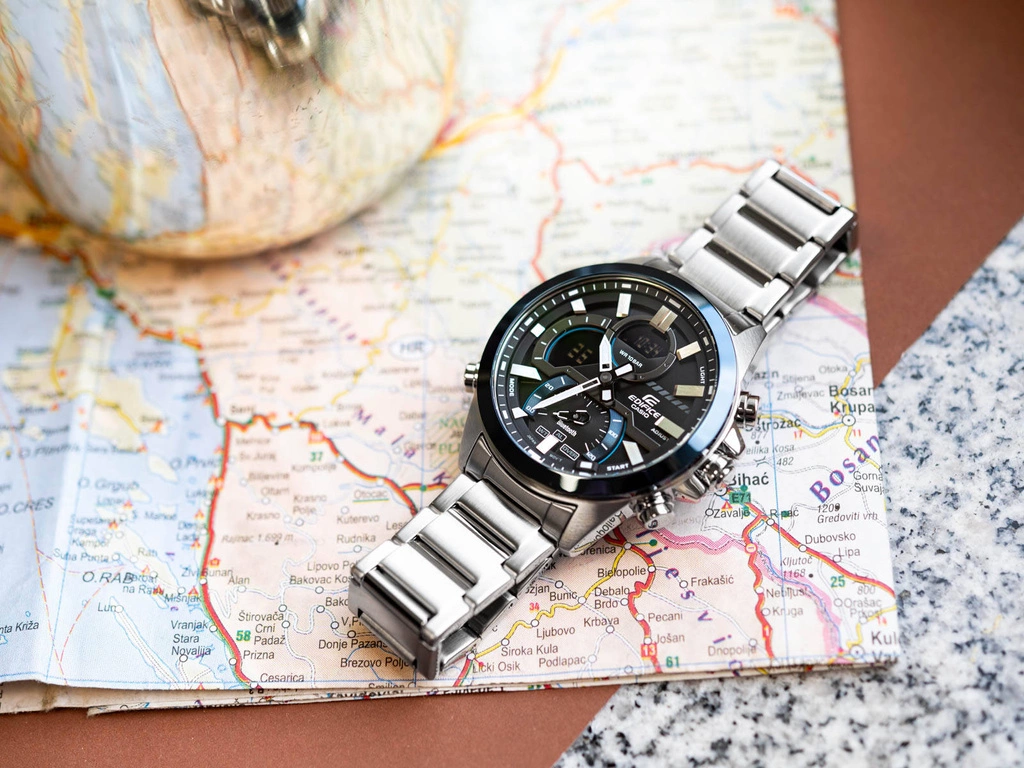 Zegarek męski CASIO Edifice ECB-30DB-1AEF