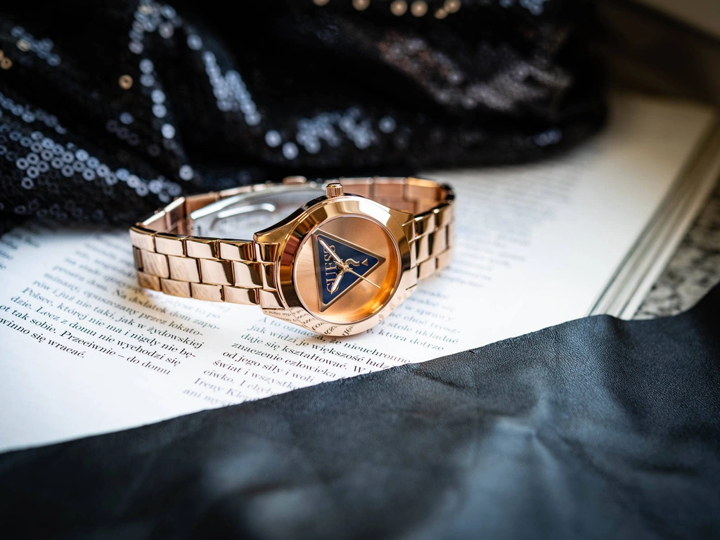 Zegarek damski GUESS GW0675L3 Tri Plaque