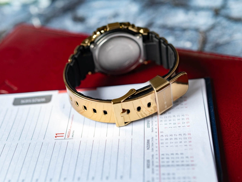 Zegarek męski CASIO G-SHOCK GM-5600YMG-9ER