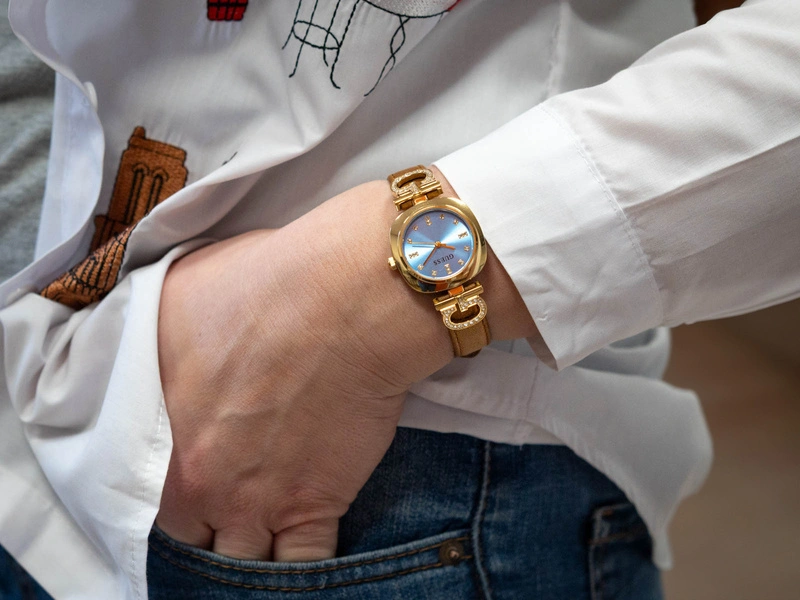 Zegarek damski GUESS GW0938L2 Gabby