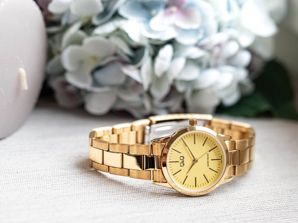 Zegarek damski Q&Q C09A-008PY