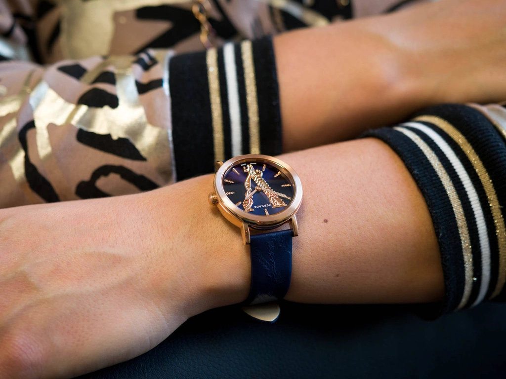 Zegarek damski VERSACE VIRTUS VERI00420