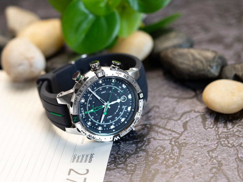Zegarek męski Timex TW2V22100 Expedition Tide-Temp-Compass