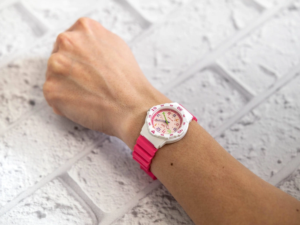 Zegarek dziecięcy Q&Q VR19J012Y