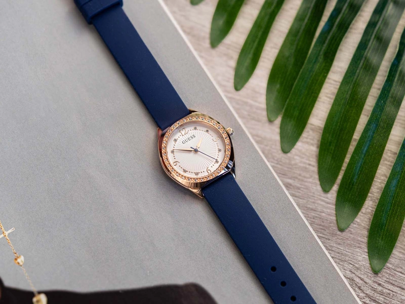 Zegarek damski GUESS GW0820L2 Charlotte