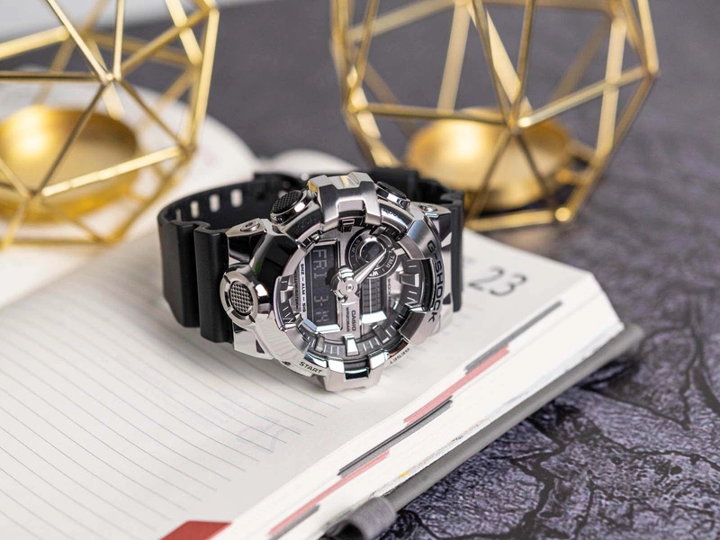 Zegarek męski CASIO G-SHOCK GM-700-1AER