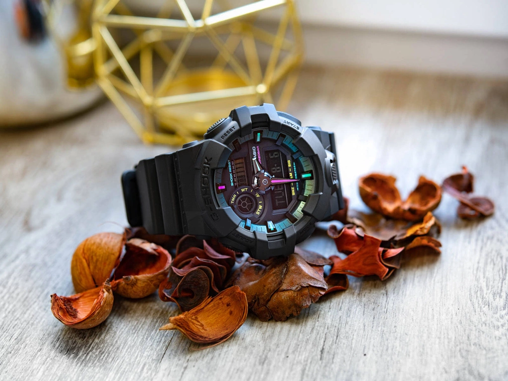 Zegarek męski CASIO G-SHOCK GA-700MF-1AER Multi Fluorescent Accents-OUTLET