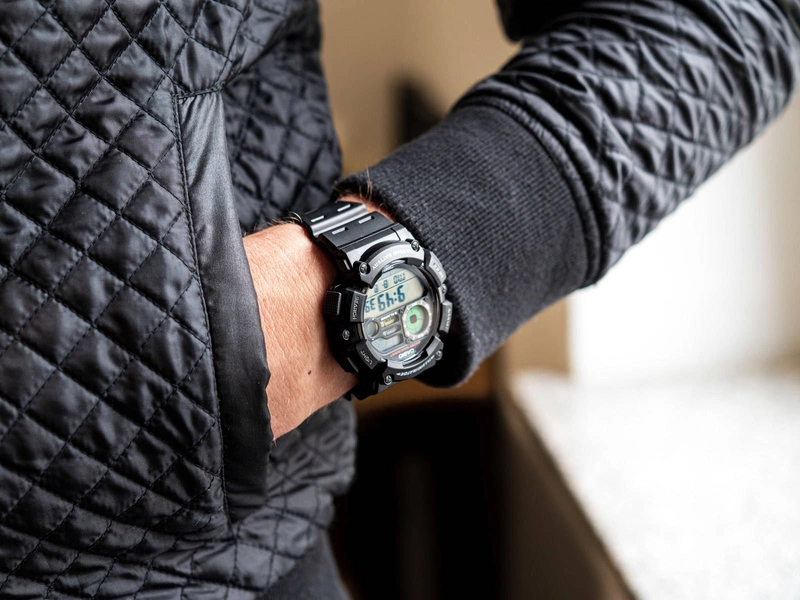 Zegarek męski CASIO WS-1500H-1AVEF