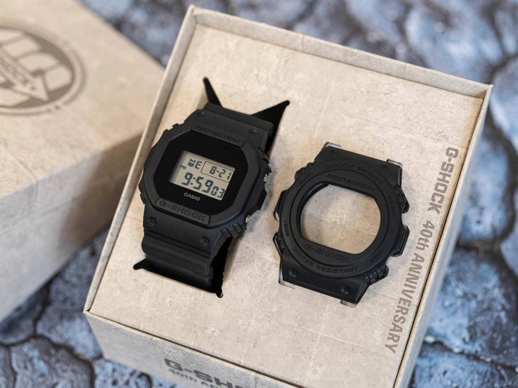 Zegarek męski CASIO G-SHOCK DWE-5657RE-1ER G-Shock 40th Anniversary