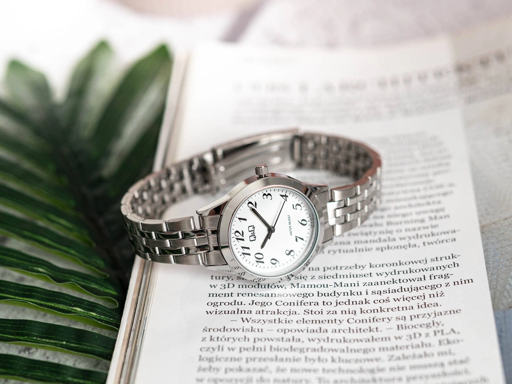 Zegarek damski Q&Q C01A-001PY