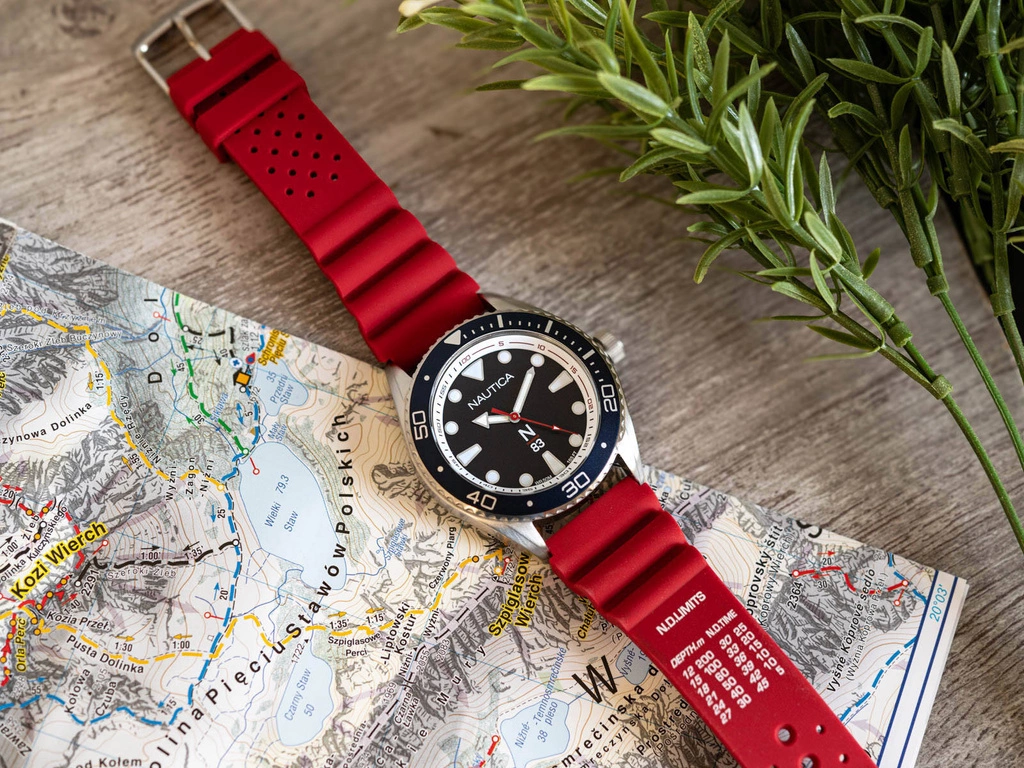 Zegarek męski NAUTICA NAPFWF116 N83 Finn World