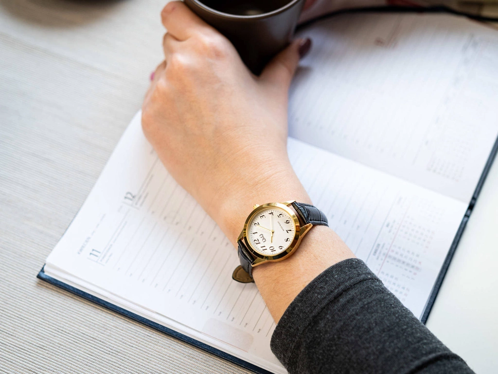 Zegarek damski Q&Q C01A-008PY