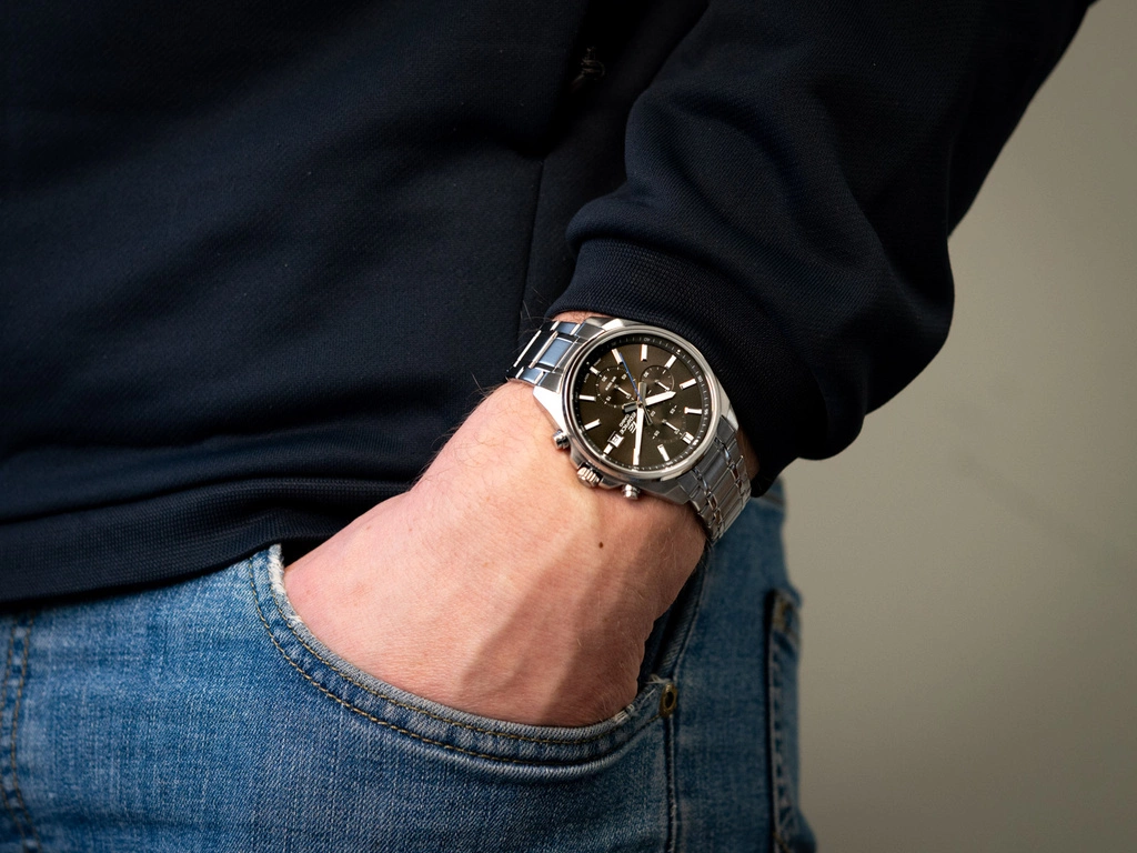 Zegarek męski CASIO Edifice EFV-610D-5CVUEF