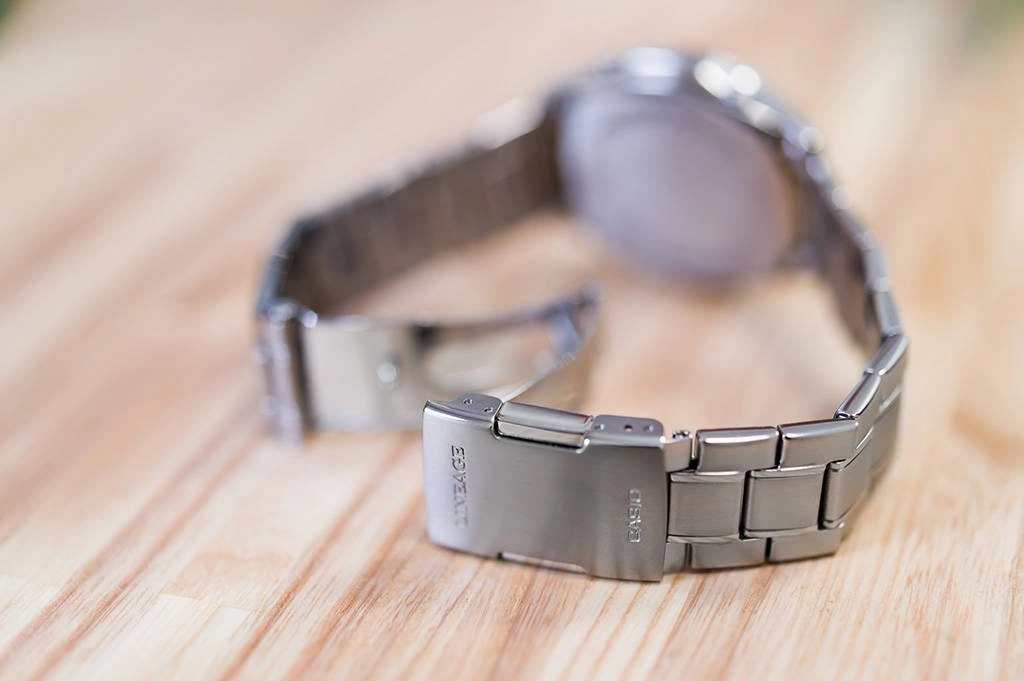 Zegarek męski CASIO LCW-M100TSE-1A2ER