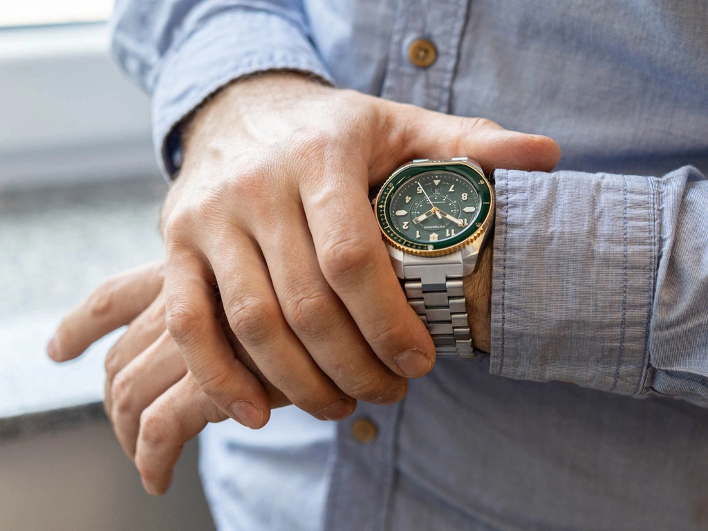 Zegarek męski Victorinox 242012 Journey 1884