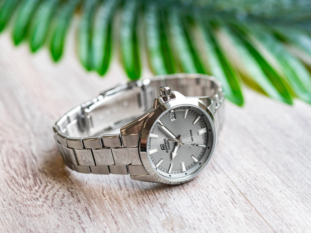 Zegarek męski CASIO Edifice EFV-100D-8AVUEF