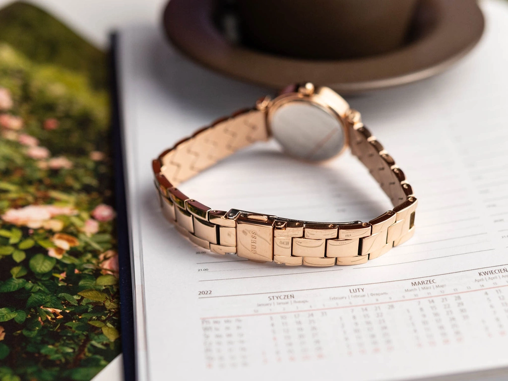 Zegarek damski GUESS GW0839L3 Mini Rumour