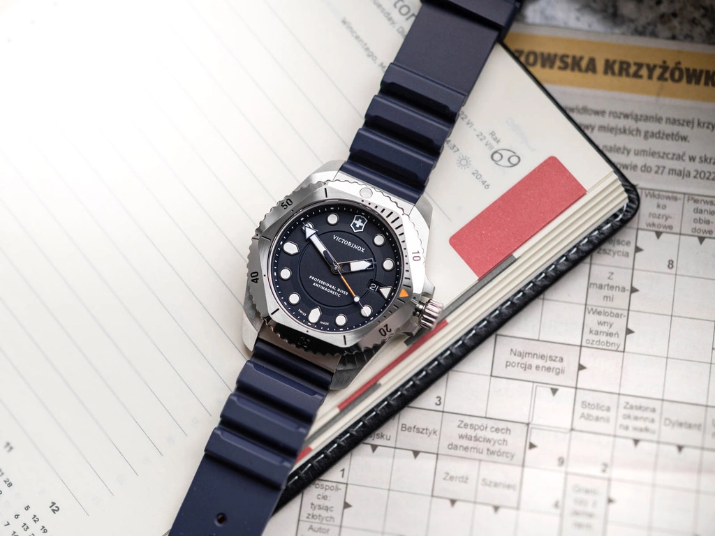 Zegarek męski Victorinox 241991 Dive Pro