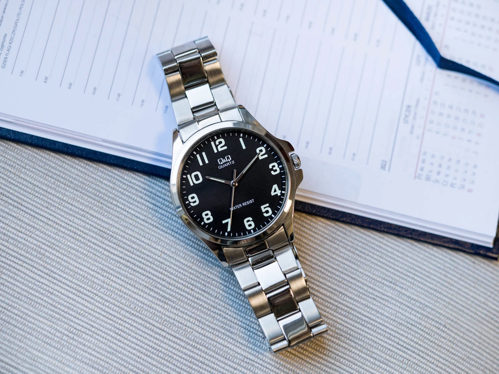 Zegarek męski Q&Q QA06J205Y