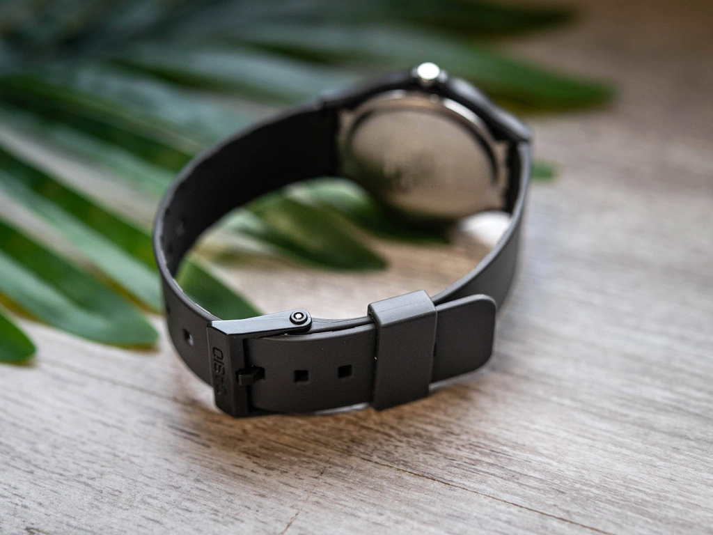 Zegarek damski CASIO MQ-24B-8BEF