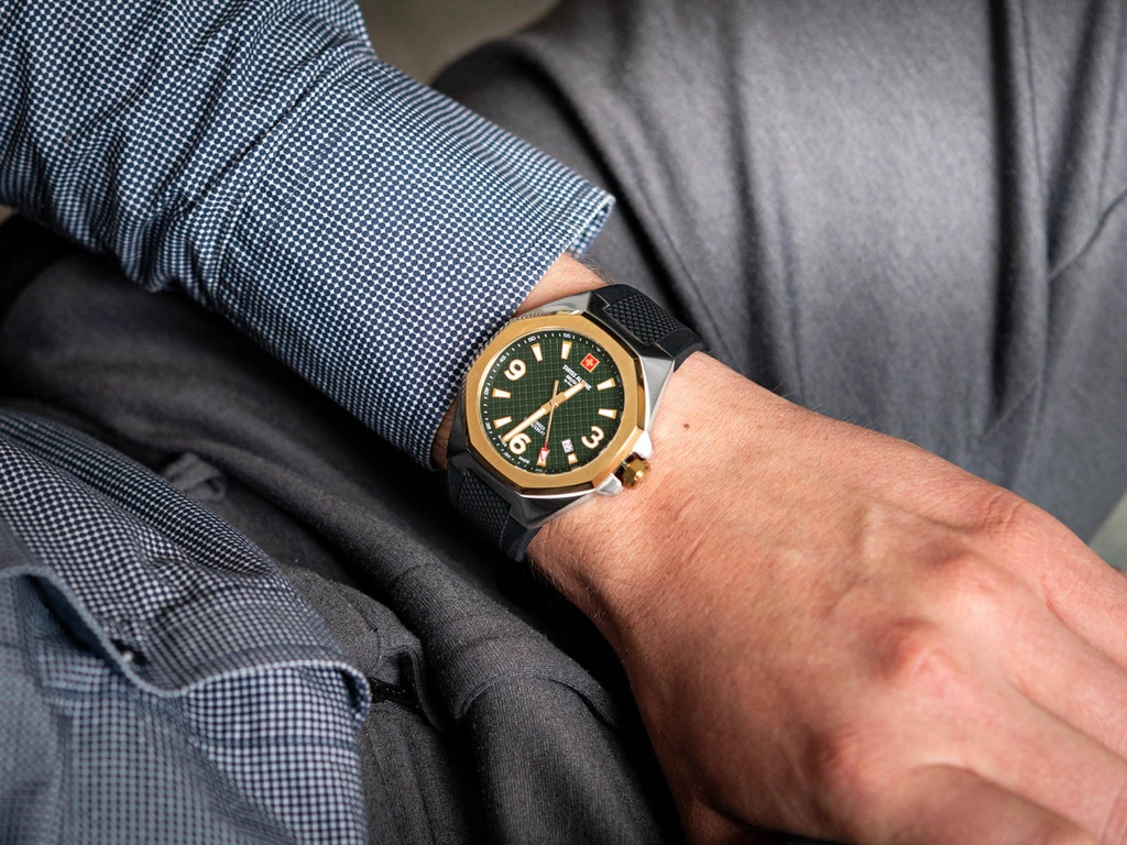 Zegarek męski SWISS ALPINE MILITARY SAM7005.1844