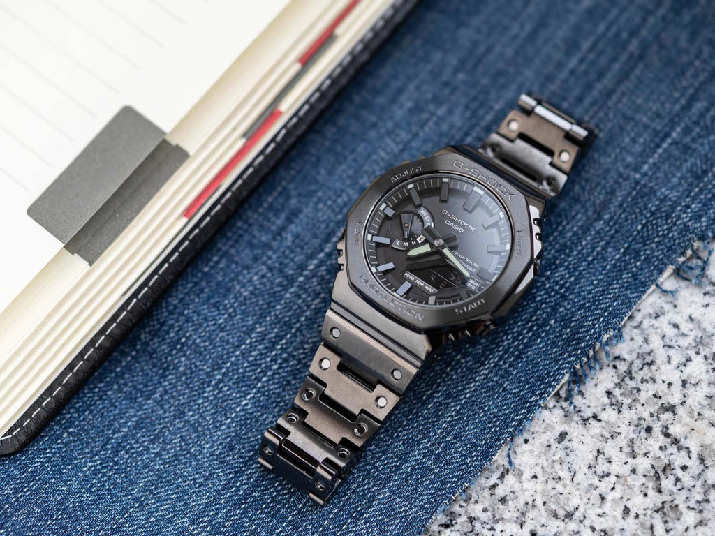 Zegarek męski CASIO G-SHOCK GM-B2100BD-1AER