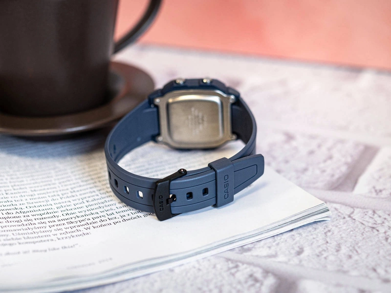 Zegarek męski CASIO W-800H-2AVES 