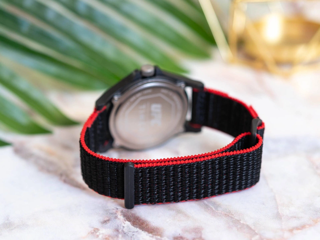 Zegarek męski TIMEX TW2V55000 UFC