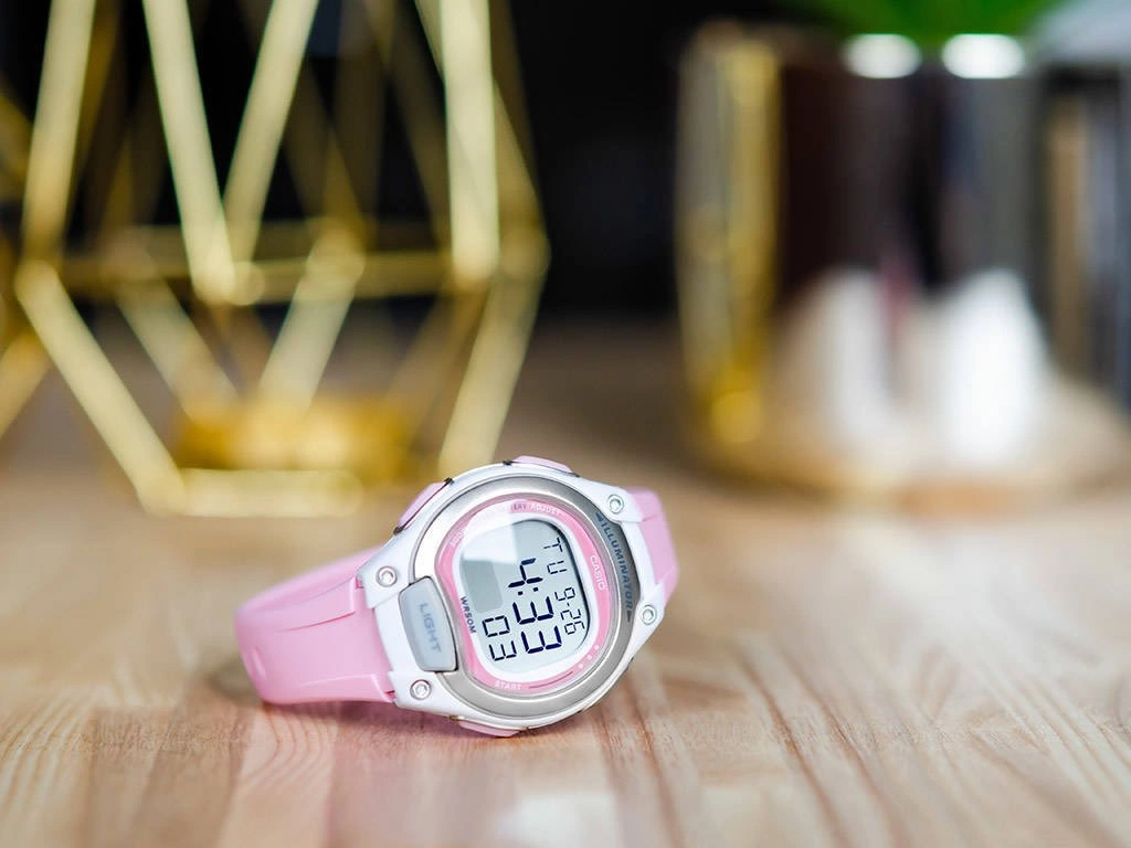 Zegarek damski CASIO LW-203-4AVEF