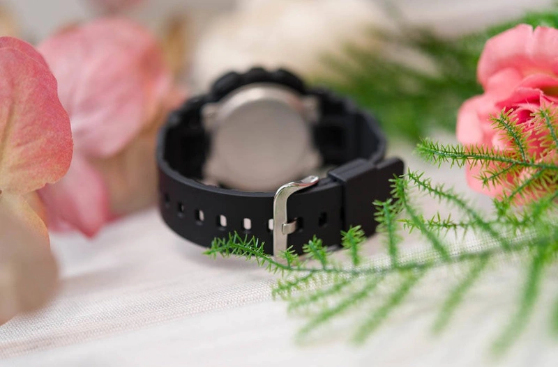 Zegarek damski CASIO G-SHOCK GMA-S140M-1AER S-Series