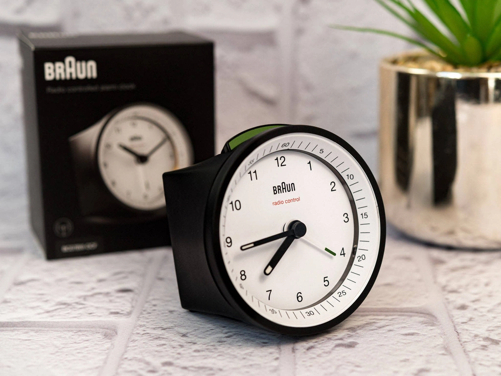 Budzik Braun BC07BW-DCF