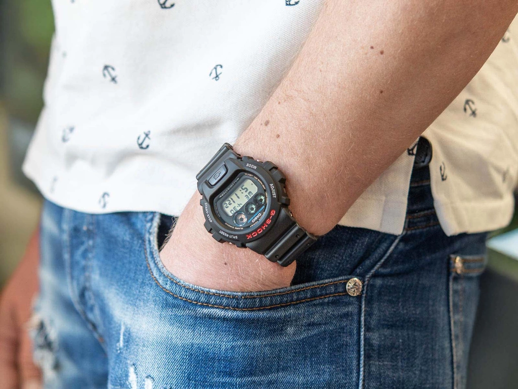 Zegarek męski CASIO G-SHOCK DW-6900U-1ER