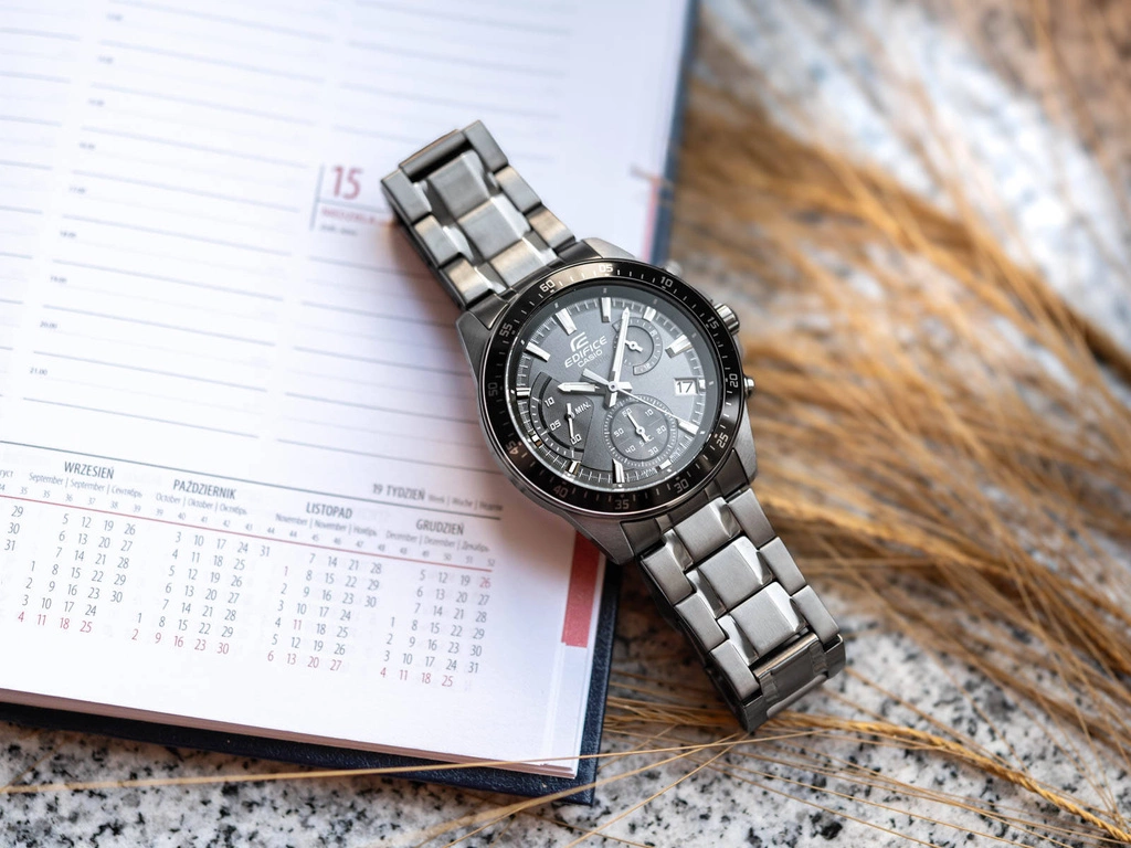 Zegarek męski CASIO Edifice EFV-540DC-1CVUEF