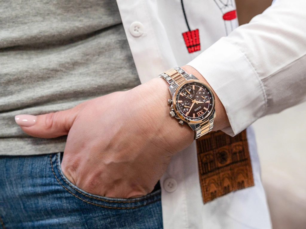 Zegarek damski GUESS GW0933L5 Bailey