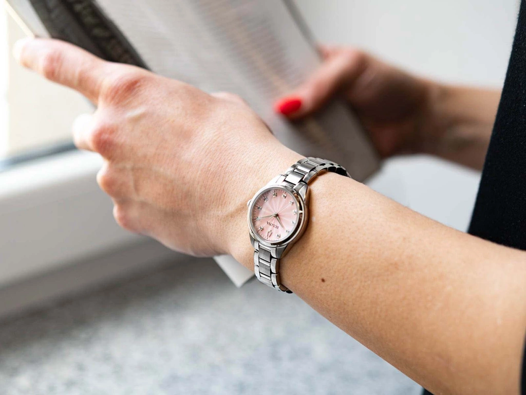 Zegarek damski BULOVA 96P249 Sutton Diamonds