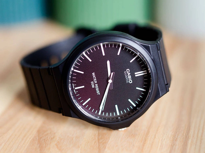 Zegarek męski CASIO MW-240-1EVEF