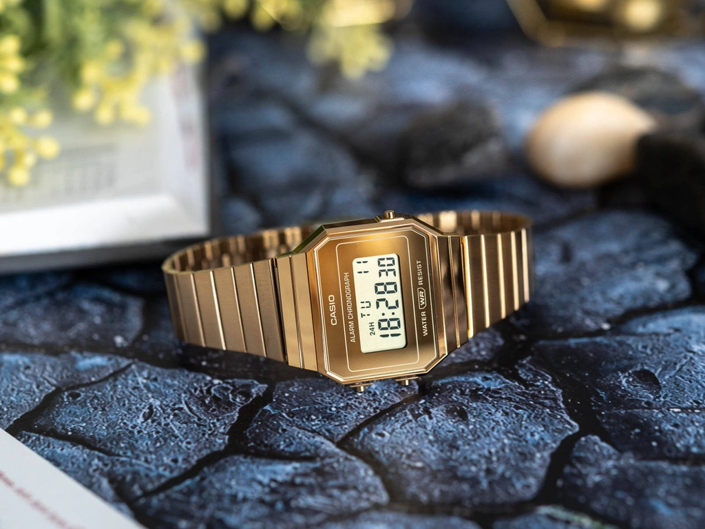 Zegarek damski CASIO A700WEVG-9AEF